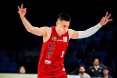 陳盈駿關(guān)鍵時(shí)刻挺身而出，6記三分球轟出23分4板2助2斷