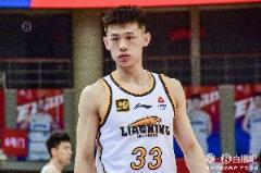 季后賽隱身！王嵐嵚賽季場均7.8分三分命中四成，季后賽僅3.2分