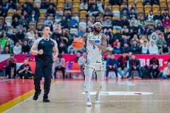 北京與廣廈進程相似皆八進四曾失利 但半決賽3-0橫掃對手