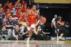 雙外援得分雙響！廣廈首發(fā)半場(chǎng)貢獻(xiàn)23分