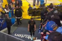 恭喜火花！沒(méi)能入選75大的霍華德入選了魔術(shù)名人堂！