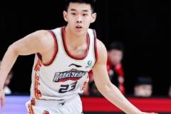 楊毅此前：林葳將會像姚明那樣 成為下一個國寶級籃球運動員！