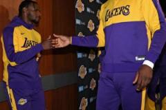 湖人主力全休，布朗尼最后一場“放開掄”能拿什么數(shù)據(jù)？