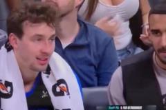 論球場視野，還得看小瓦格納……誒~剛剛小瓦說的什么來著