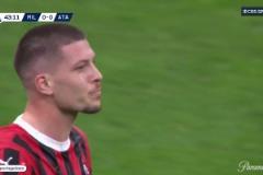 米蘭全場(chǎng)唯一有威脅的射門！約維奇停球轉(zhuǎn)身抽射稍稍偏出！