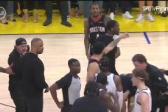 格林罵格林！賽后杰倫-格林和追夢莫名吵了起來，大伙趕緊拉開