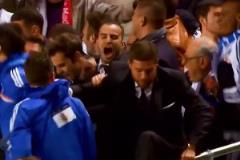 還記得這一幕嗎？貝爾歐冠決賽反超破門，阿隆索跳下看臺(tái)狂奔慶祝