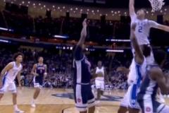 堪比杜克師兄錫安？準(zhǔn)狀元弗拉格曾送出炸裂排球血帽