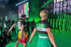 致敬C羅！葡體衛(wèi)冕葡超冠軍，球員做出C羅慶祝動(dòng)作Siu…