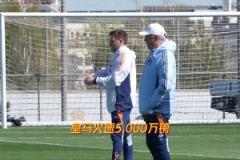 心里苦！安切洛蒂要求買后衛(wèi)俱樂部無動(dòng)于衷，阿隆索一來就買